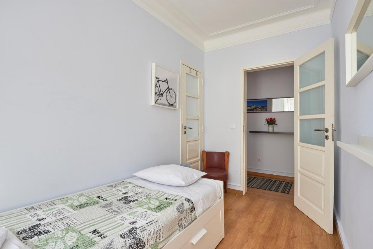 Aesthetic Riverview Apartment In Historical Lissabon Exterior foto